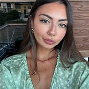 Sono pronta ad aiutarti con i tuoi compiti!!